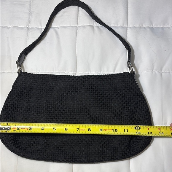 The Sak Black Woven Shoulder Bag - Picture 2 of 9